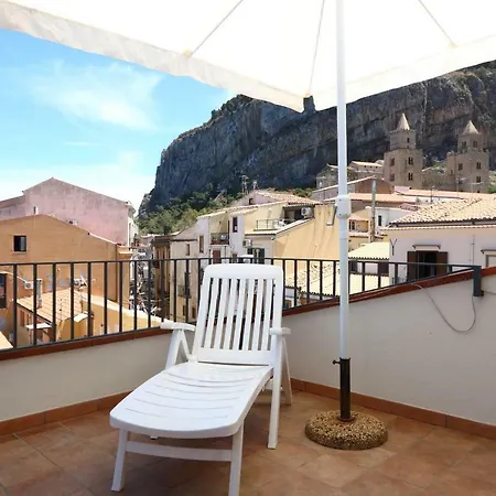 Holiday home Terrazza Piazzetta Piazza Francesco Crispi Cefalu