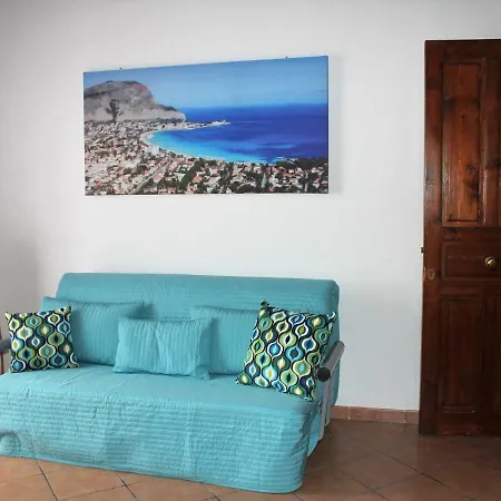 Terrazza Piazzetta Piazza Francesco Crispi Holiday home Cefalu