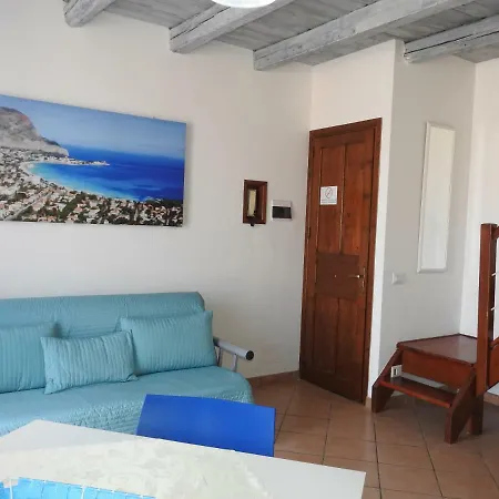 Terrazza Piazzetta Piazza Francesco Crispi *